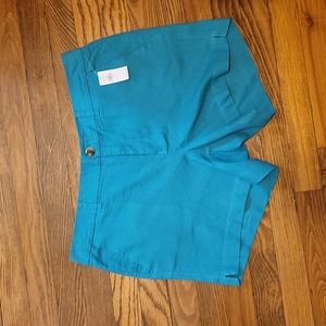 💥💥NWT Old Navy Mid-Rise Everyday Short💥💥